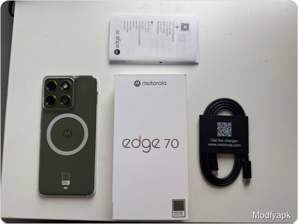 Motorola Edge 70 Falls Between Style and Substance at €799