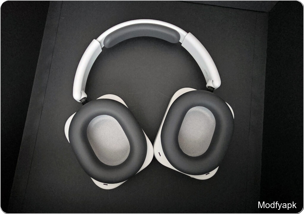 Nothing’s Headphone (a) Trades Premium Materials for Killer Controls and Insane Battery Life