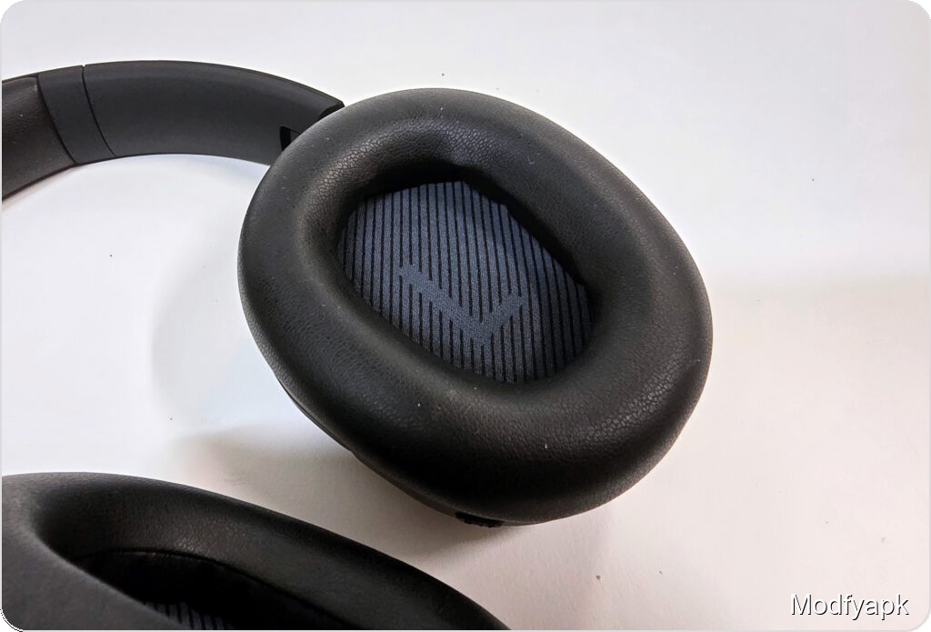 Valco Refines a Favorite with the VMK25.2 — Better Case, Familiar Sound