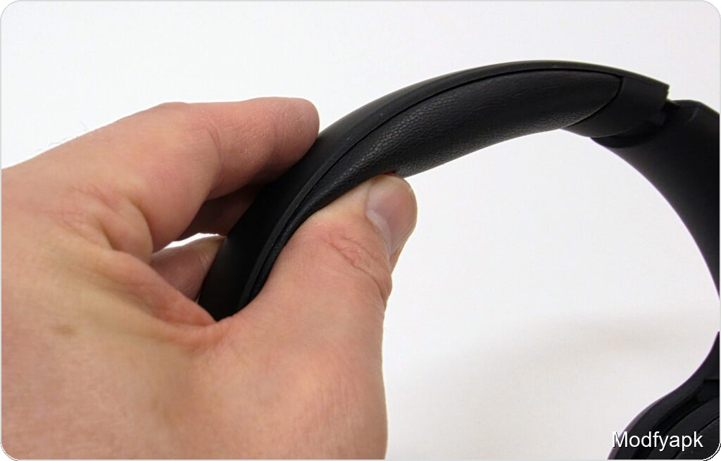 Valco Refines a Favorite with the VMK25.2 — Better Case, Familiar Sound