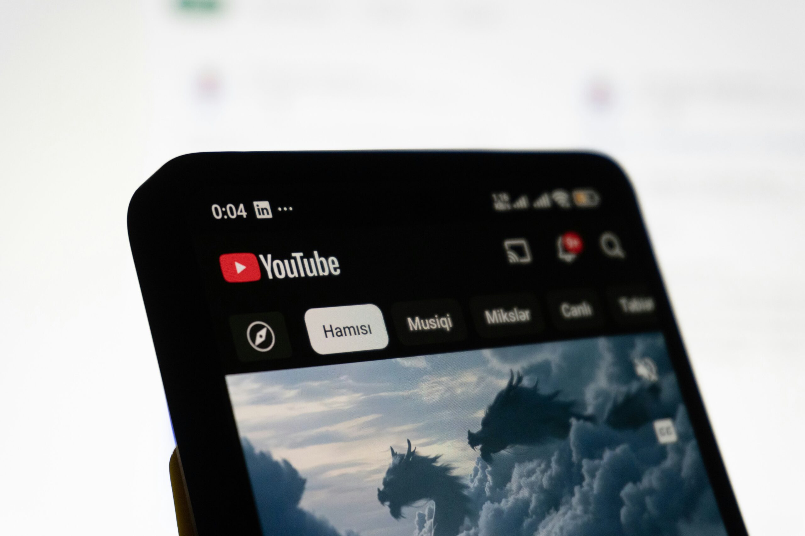 Why Do Viewers Swipe Away From YouTube Shorts Videos in the First Two Seconds? Unpacking the Algorithm and Creator Strategies